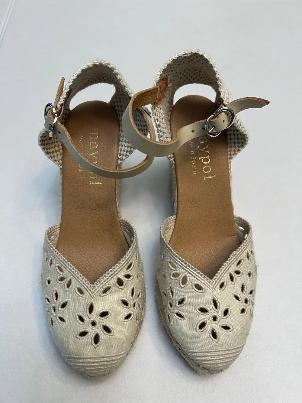 N/A women’s maypol